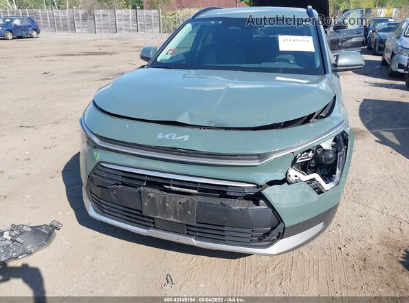 KNDCS3LF6P5100464 2023 KIA NIRO PLUG-IN HYBRID Green Widok z przodu