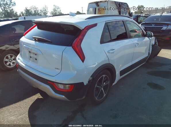 KNDCS3LF9P5055780 2023 KIA NIRO PLUG-IN HYBRID White Trasero derecho