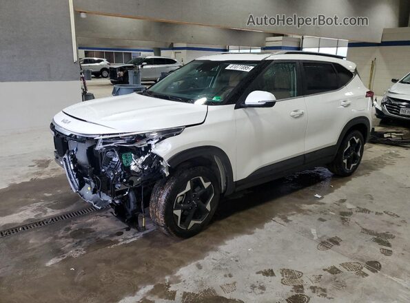 KNDERCAA5S7680573 2025 KIA SELTOS White Przód lewy