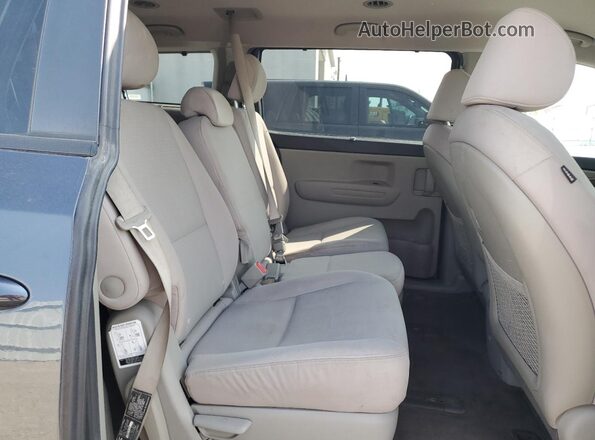 KNDMB5C10G6165857 2016 KIA SEDONA Gray Vista interior trasera