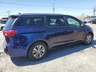 2018 Kia Sedona Lx Синий vin: KNDMB5C12J6408401