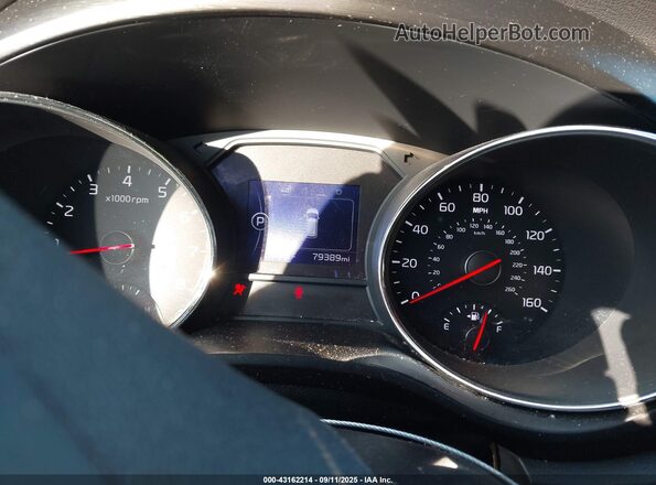 KNDMB5C15H6333090 2017 KIA SEDONA Black Widok tylnych siedzeń