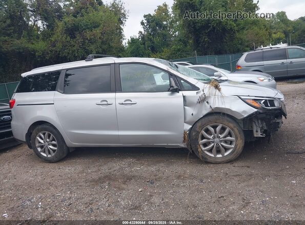 KNDMB5C19L6591623 2020 KIA SEDONA Silver სალონის 360-გრადუსიანი ხედი