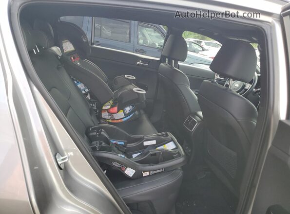 KNDP6CAC8M7917840 2021 KIA SPORTAGE Серебряный Вид задних сидений
