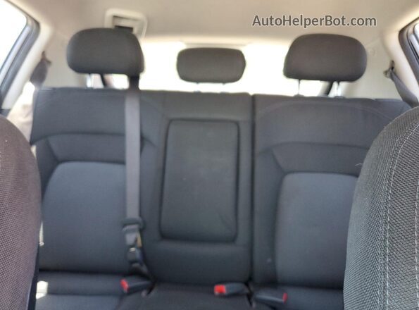 KNDPB3AC6G7822595 2016 KIA SPORTAGE Silver Widok tylnych siedzeń