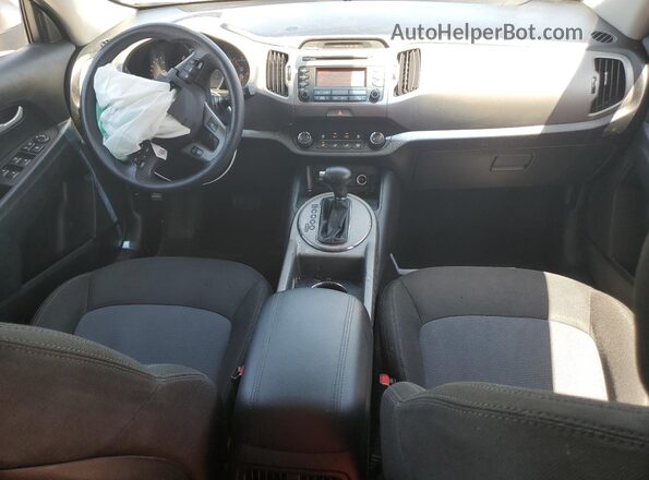 KNDPB3AC6G7822595 2016 KIA SPORTAGE Silver Widok deski rozdzielczej