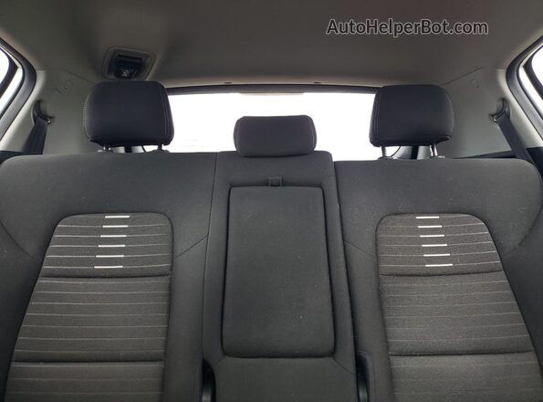 KNDPM3AC1J7321003 2018 KIA SPORTAGE Белый Вид задних сидений