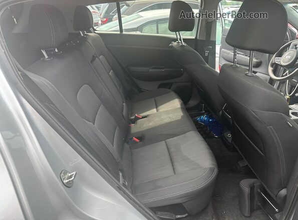 KNDPM3AC6M7878056 2021 KIA SPORTAGE Серебряный Вид задней части салона