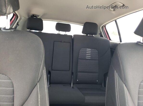 KNDPM3AC8J7463543 2018 KIA SPORTAGE Red Widok tylnych siedzeń