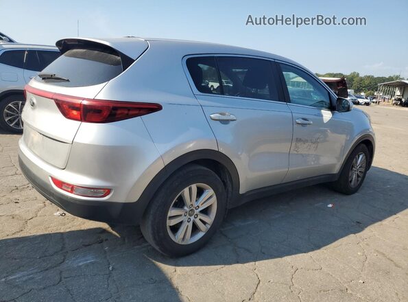 KNDPM3AC9J7447657 2018 KIA SPORTAGE Серебряный Задняя правая четверть