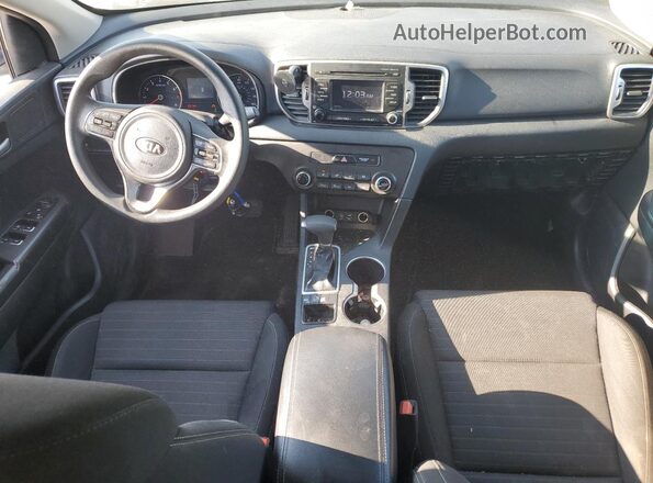 KNDPMCAC0J7315385 2018 KIA SPORTAGE Silver Вид панелі приладів