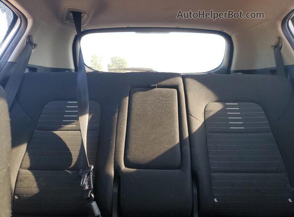 KNDPMCAC0J7315385 2018 KIA SPORTAGE Silver Вид задніх сидінь