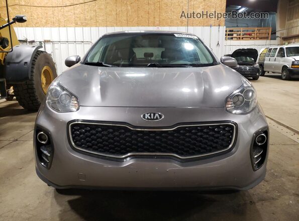 KNDPMCAC2J7427220 2018 KIA SPORTAGE Серый Вид спереди
