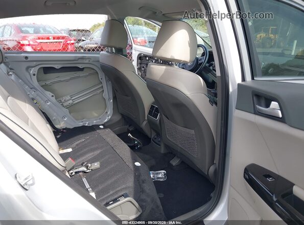 KNDPNCAC6J7374034 2018 KIA SPORTAGE Серебряный 