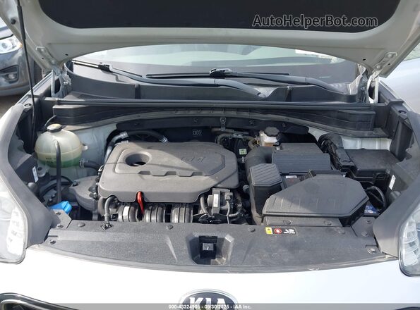 KNDPNCAC6J7374034 2018 KIA SPORTAGE Серебряный 
