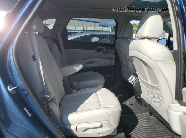 KNDRJDJH4S5326664 2025 KIA SORENTO Синий Вид задней части салона