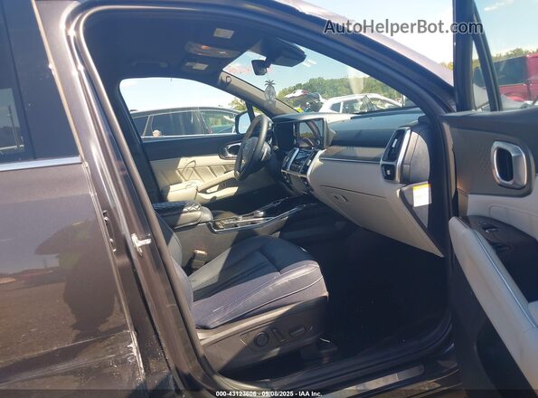 KNDRKDLG7P5218449 2023 KIA SORENTO HYBRID Black Widok wnętrza z przodu