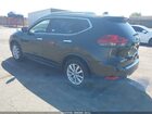 2017 Nissan Rogue Sv Зеленый vin: KNMAT2MT0HP552726