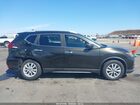 2017 Nissan Rogue Sv Зеленый vin: KNMAT2MT0HP552726