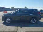 2017 Nissan Rogue Sv Зеленый vin: KNMAT2MT0HP552726