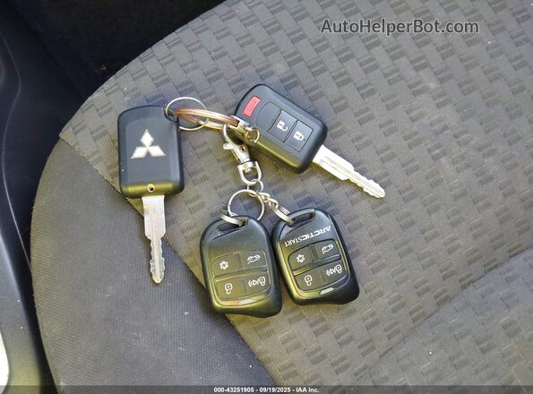 ML32A3HJ0JH006357 2018 MITSUBISHI MIRAGE Purple Widok deski rozdzielczej