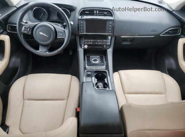 SADCJ2FX2JA257588 2018 JAGUAR F-PACE Blue Vista del salpicadero