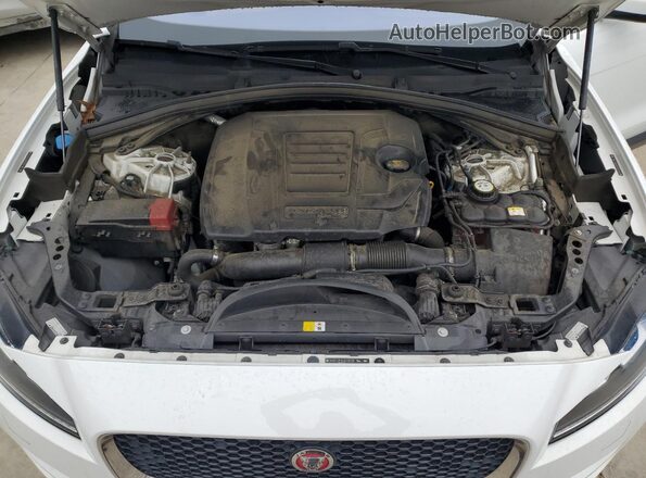 SADCK2FX2JA290328 2018 JAGUAR F-PACE White Vista del compartimento del motor