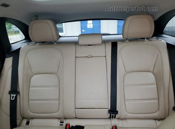 SADCK2FX2JA290328 2018 JAGUAR F-PACE White Vista de los asientos traseros