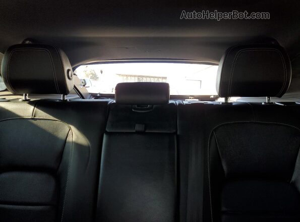SADCL2EV8JA262532 2018 JAGUAR F-PACE Blue Vista de los asientos traseros