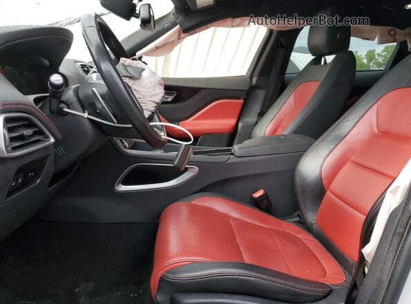 SADCL2GX9JA322431 2018 JAGUAR F-PACE White Vista interior delantera