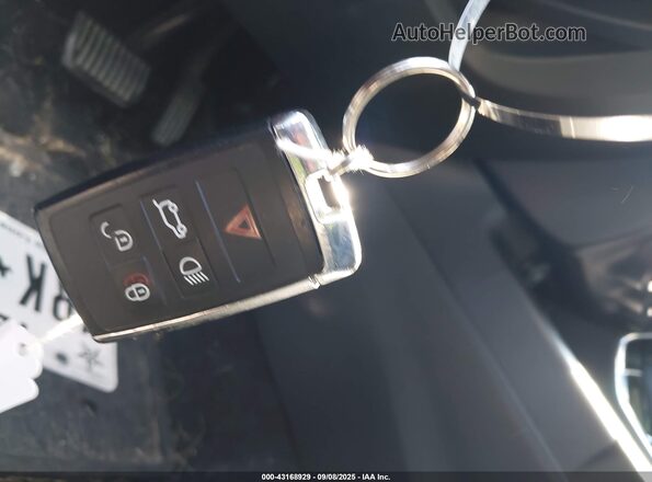 SADFJ2FX8K1Z40930 2019 JAGUAR E-PACE Красный Вид панели приборов