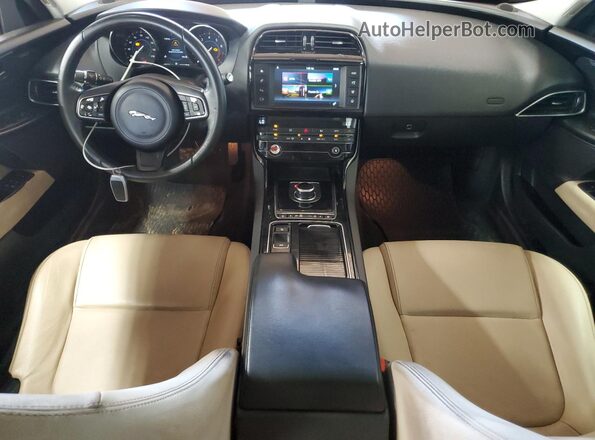 SAJAD4FX1JCP34331 2018 JAGUAR XF Red წინა პანელის ხედი