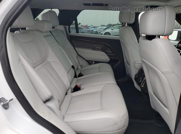 SAL1P9EU8RA416345 2024 LAND ROVER RANGE White Widok wnętrza z tyłu