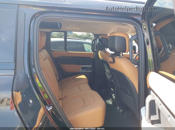 SALEJ7EX2R2283027 2024 LAND ROVER DEFENDER Black Widok naklejki z numerem VIN