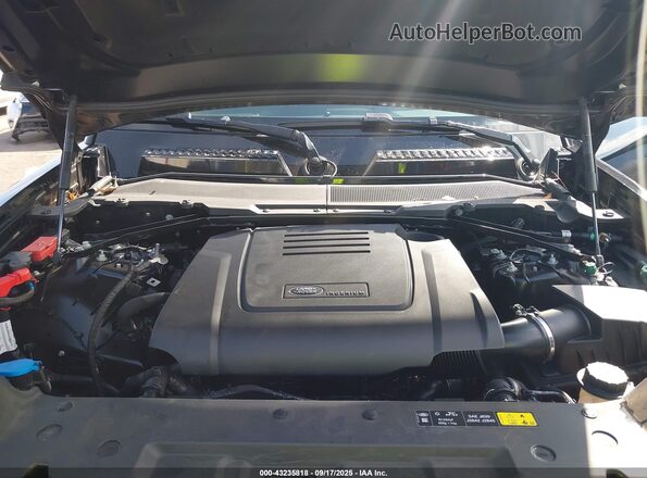 SALEJ7EX2R2283027 2024 LAND ROVER DEFENDER Black Widok z tyłu