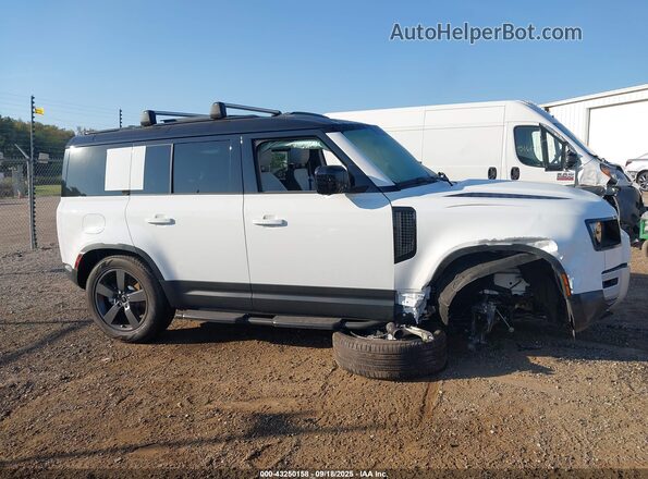 SALEJEEX7S2452467 2025 LAND ROVER DEFENDER Белый Вид задней части салона