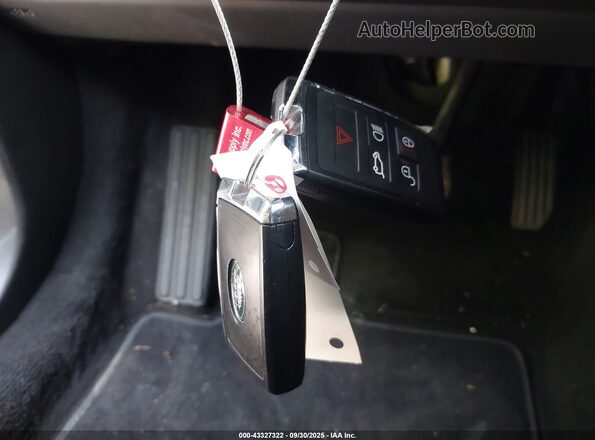 SALZJ2FX3LH041029 2020 LAND ROVER RANGE ROVER EVOQUE Белый Вид панели приборов