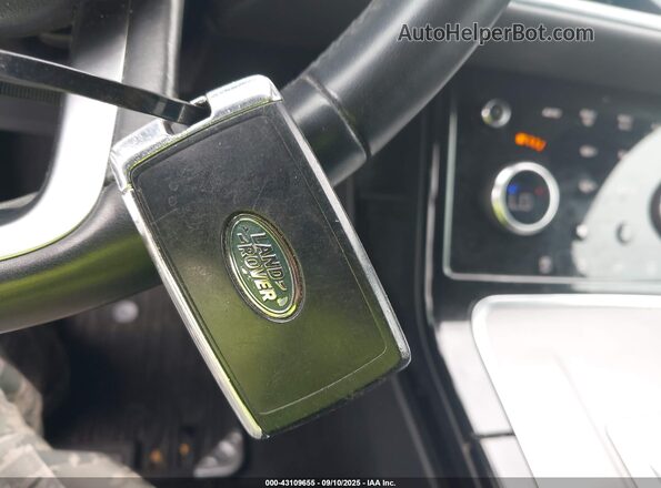 SALZJ2FX5LH107449 2020 LAND ROVER RANGE ROVER EVOQUE Black Widok deski rozdzielczej