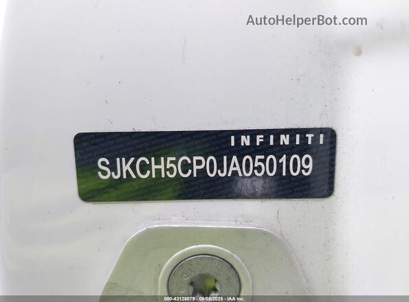 SJKCH5CP0JA050109 2018 INFINITI QX30 Белый 