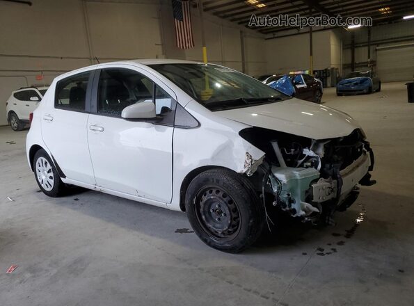 VNKKTUD39GA062116 2016 TOYOTA YARIS Белый Передняя правая четверть