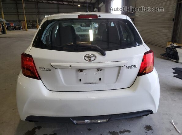 VNKKTUD39GA062116 2016 TOYOTA YARIS Белый Вид сзади