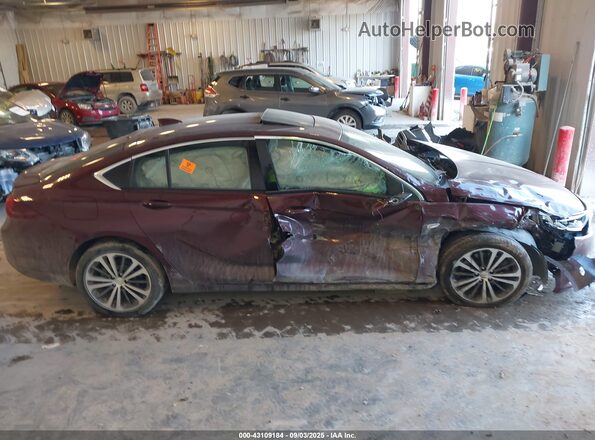 W04GR6SX6J1060940 2018 BUICK REGAL Красный Вид задней части салона