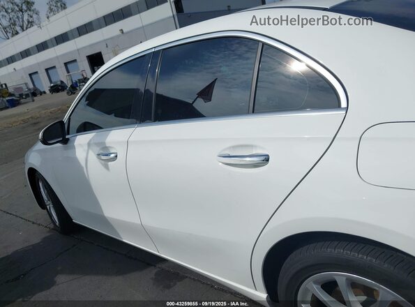 W1K3G4EB0LJ209186 2020 MERCEDES-BENZ A Белый Панорамный вид салона 360°