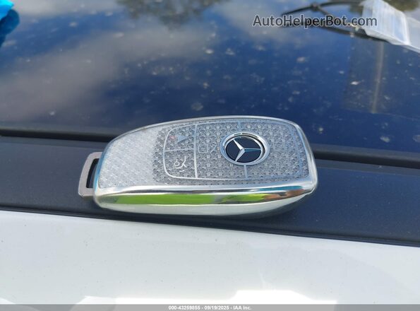 W1K3G4EB0LJ209186 2020 MERCEDES-BENZ A Белый Вид панели приборов