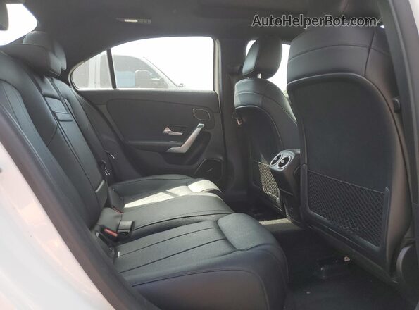 W1K3G4EB2MJ304821 2021 MERCEDES-BENZ A Белый Вид задних сидений