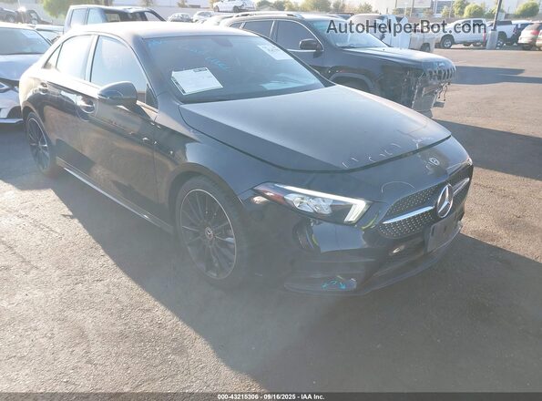 W1K3G4EB6NJ372539 2022 MERCEDES-BENZ A 220 Черный Передняя правая четверть
