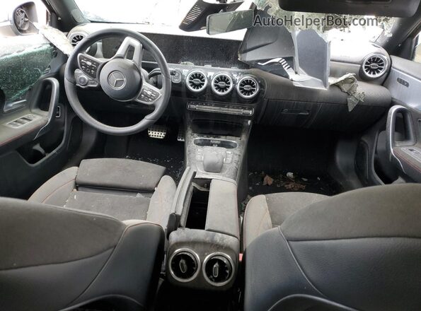 W1K3G4FB7NJ348765 2022 MERCEDES-BENZ A Black Widok deski rozdzielczej