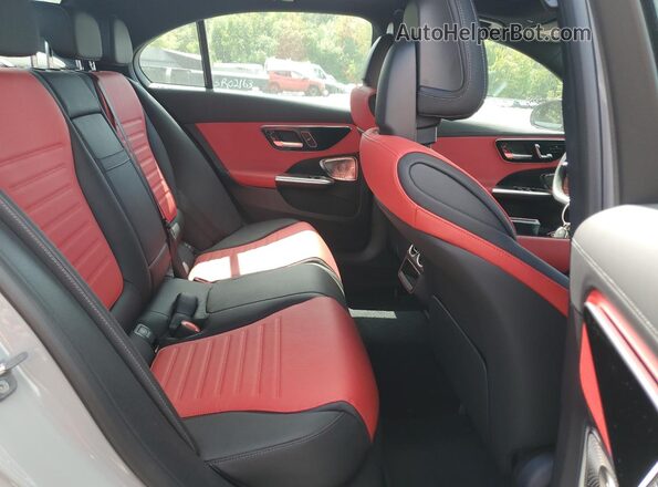 W1KAF4HB4SR245114 2025 MERCEDES-BENZ C Gray Widok tylnych siedzeń