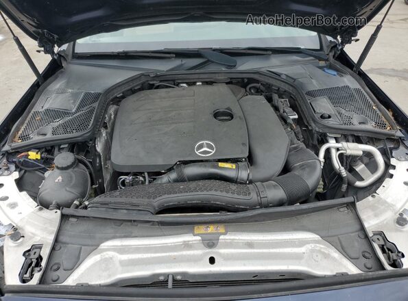W1KWF8DB6MR651708 2021 MERCEDES-BENZ C Blue Widok wnętrza z tyłu