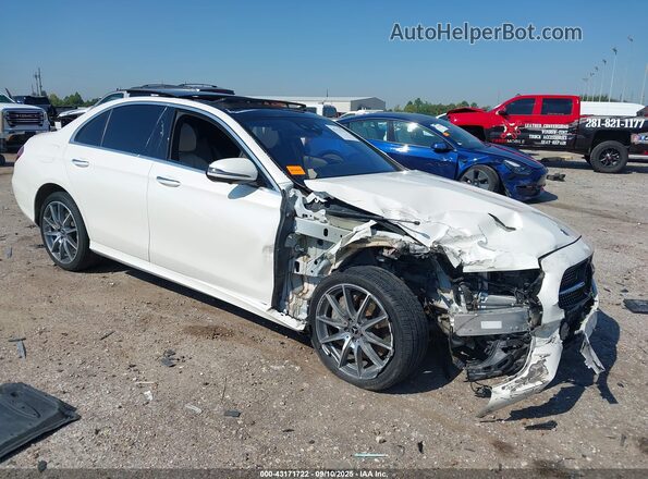 W1KZF5KB6NB057046 2022 MERCEDES-BENZ E Белый Передняя правая четверть